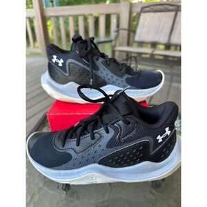 Under Armour Jet 23 GS Kids Shoes Black Gray Basketball Sneakers Size 6.5Y